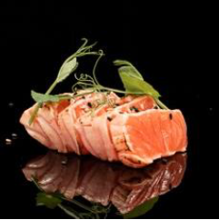 75 TATAKI SALMONE 6 pz